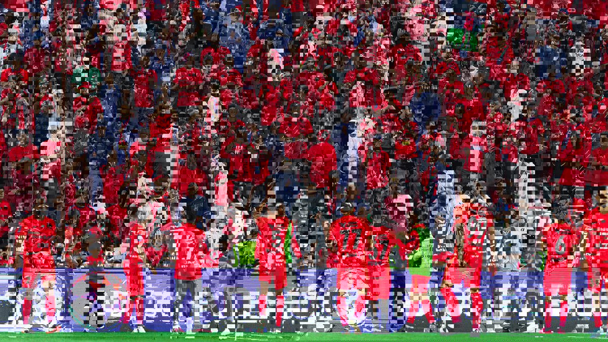 ترتيب دوري أدنوك: شباب الأهلي يصعق خورفكان ويطير بالصدارة (فيديو)