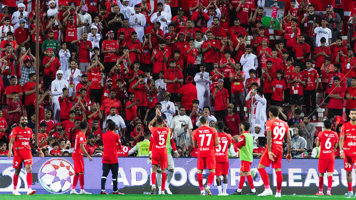 ترتيب دوري أدنوك: شباب الأهلي يصعق خورفكان ويطير بالصدارة (فيديو)