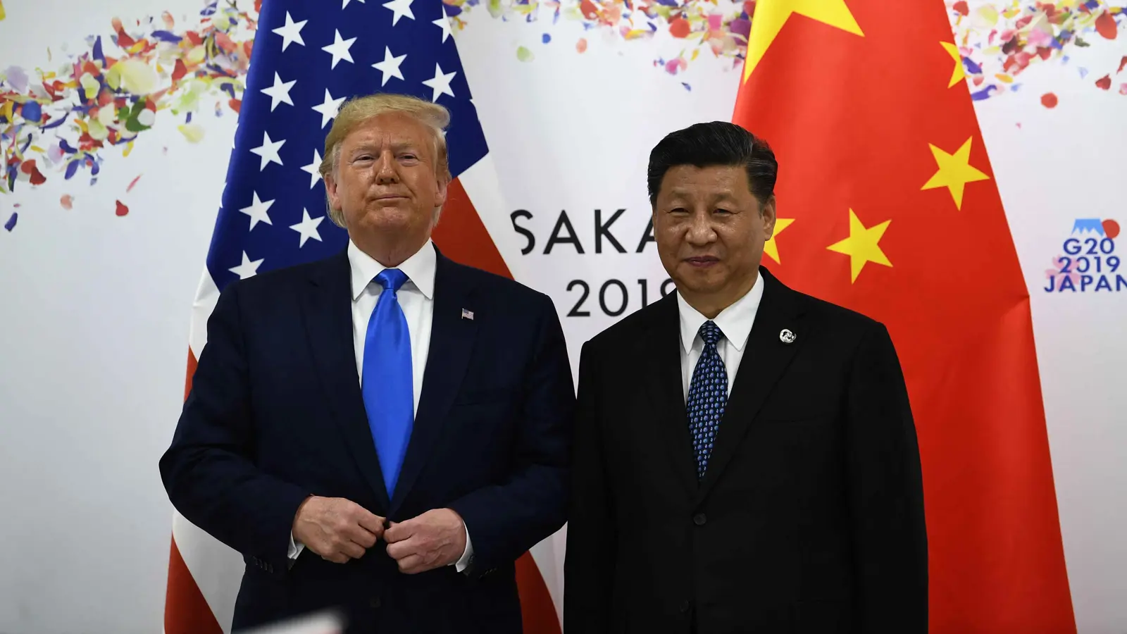 ترامب يوقع أمرا بتمديد مهلة تعليق الرسوم الجمركية على الصين