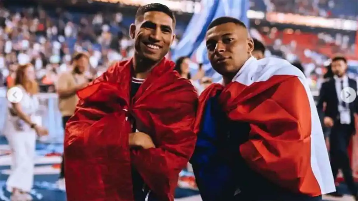 مبابي وحكيمي يظهران على يخت رفقة فتيات مجهولات (صور)