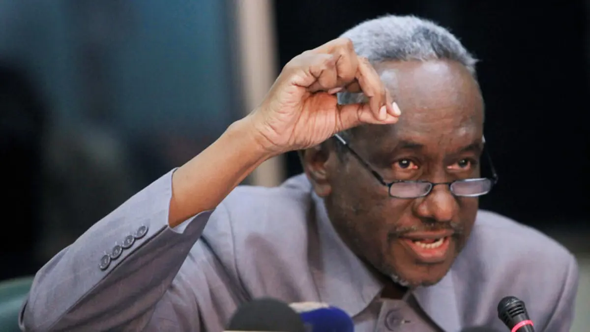 السودان.. "مكافحة الفساد" تحقق مع نائب البشير السابق علي عثمان‎