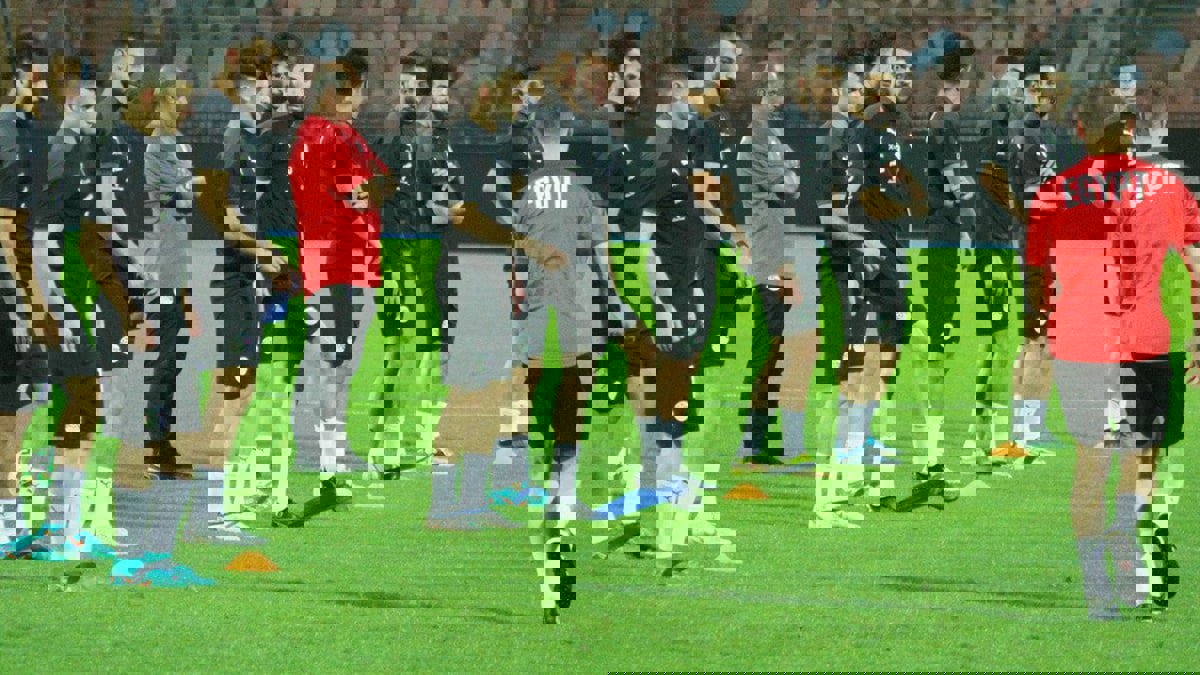 منتخب مصر يعلن إصابة أحمد فتوح بكورونا.. ويكشف موقف النني من مواجهة غينيا