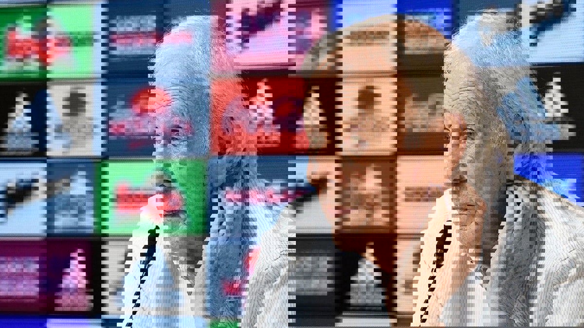 سيزار مينوتي مدرب الأرجنتين الأسطوري يختار الأفضل بين بيليه ومارادونا وميسي