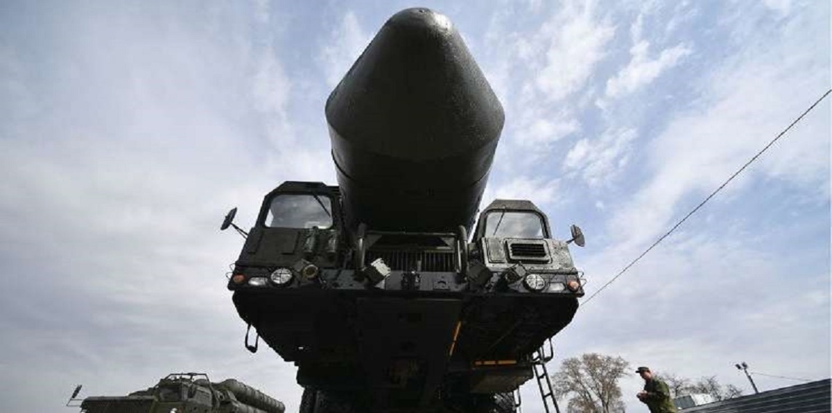 الجيش الروسي يطلق صاروخًا باليستيًا حديثًا من طراز "يارس"