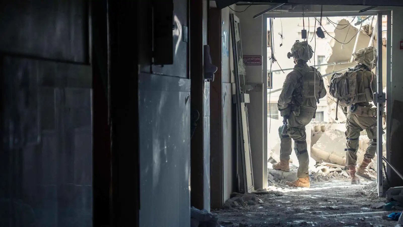 الجيش الإسرائيلي يعلن مقتل جندي وإصابة 3 في جنوبي لبنان