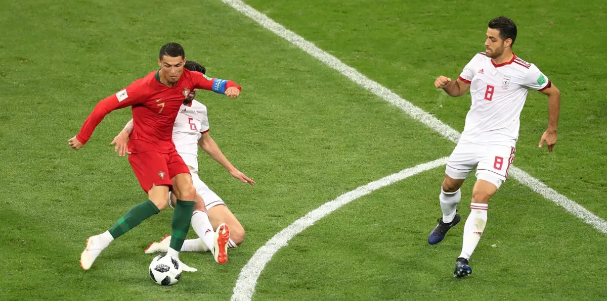 كأس العالم.. المنتخبان البرتغالي والإسباني يتعادلان مع إيران والمغرب ويصعدان لدور الـ 16