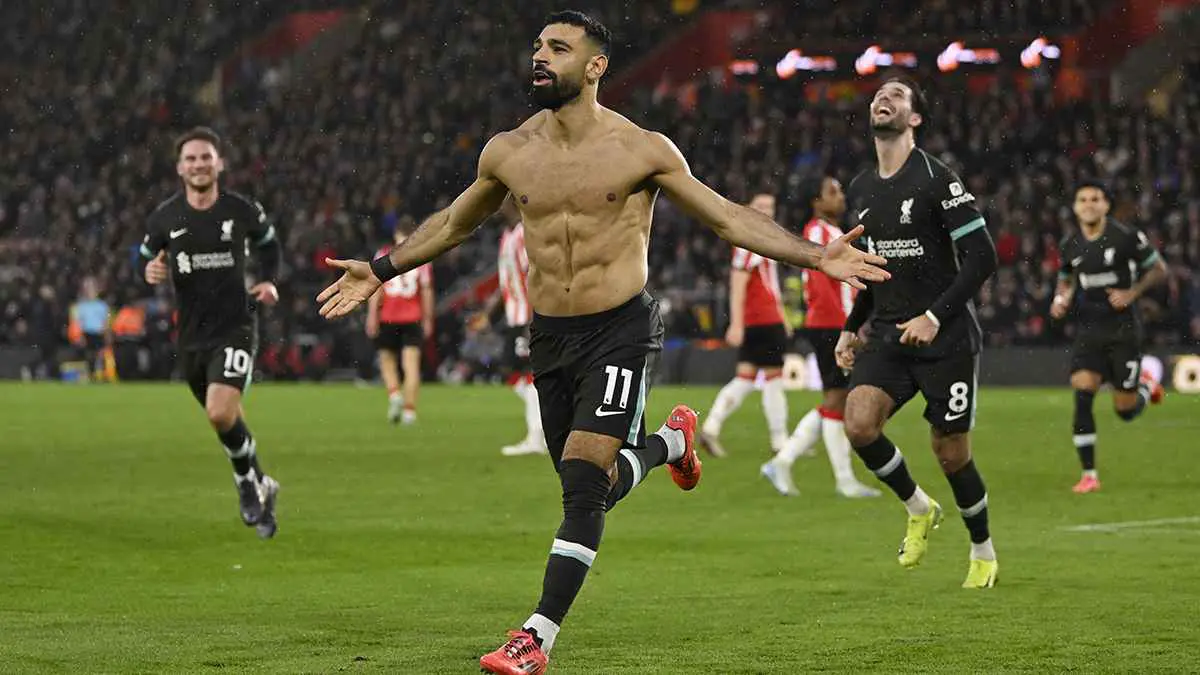 احتفال جنوني من محمد صلاح بعد هدفه الحاسم أمام ساوثهامبتون (فيديو)