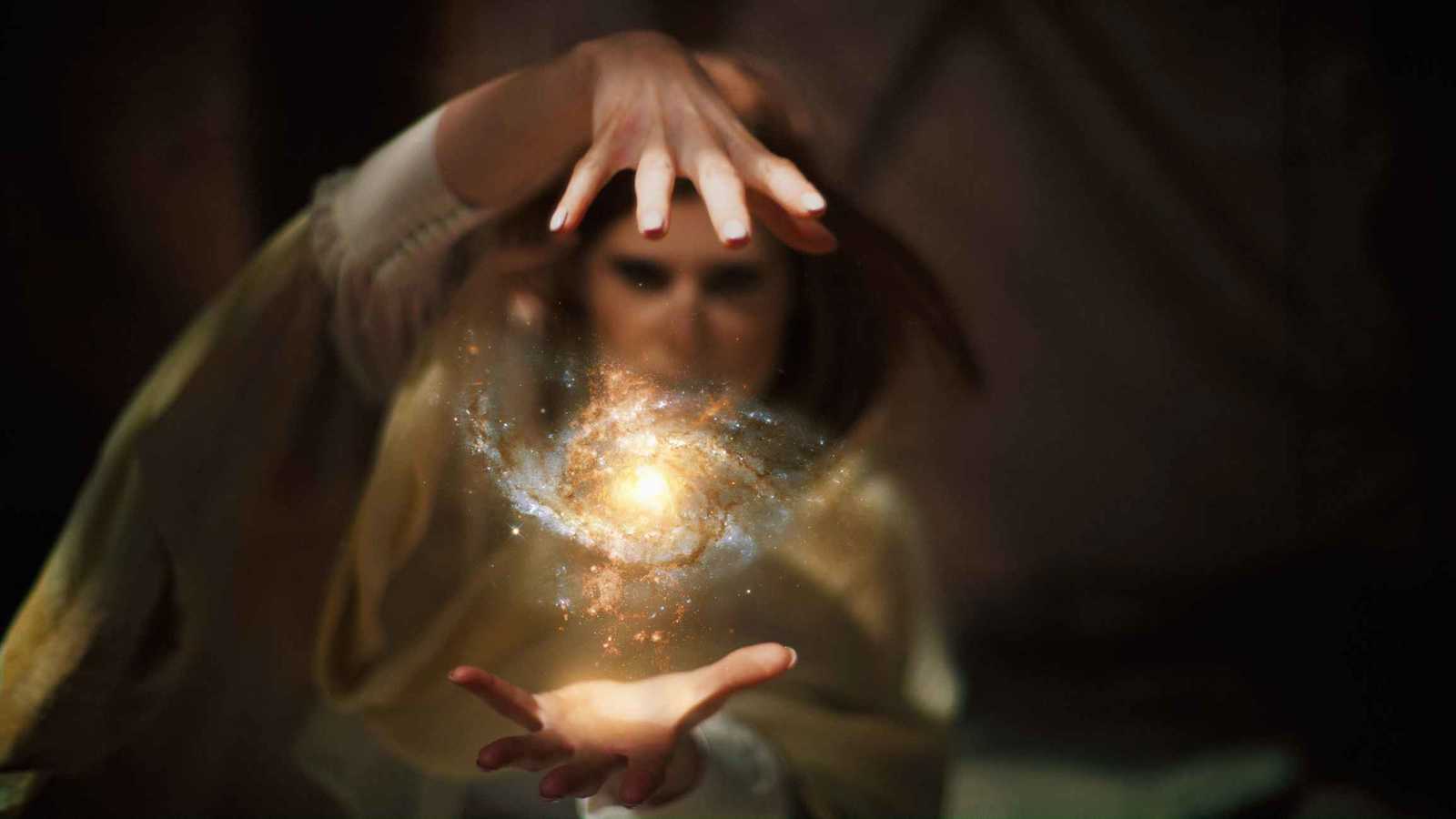 مجهولون يقتلون امرأة بتهمة السحر والشعوذة في درعا