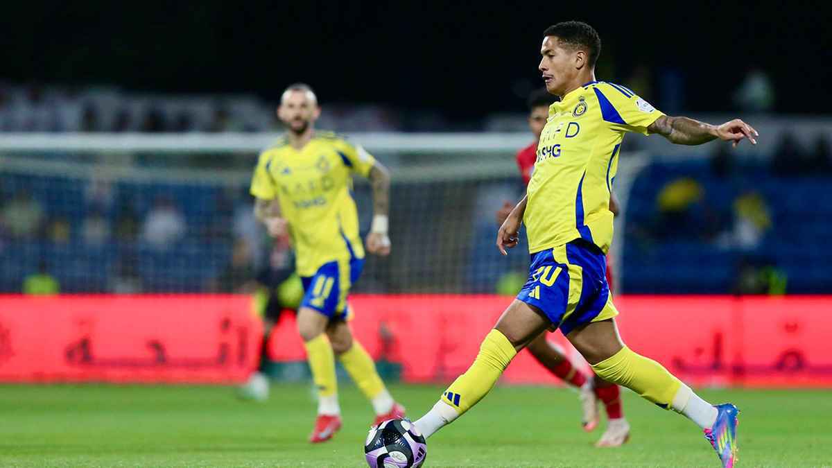 تعليمات.. مفاجأة وراء هبوط مستوى النصر أمام القادسية وضمك