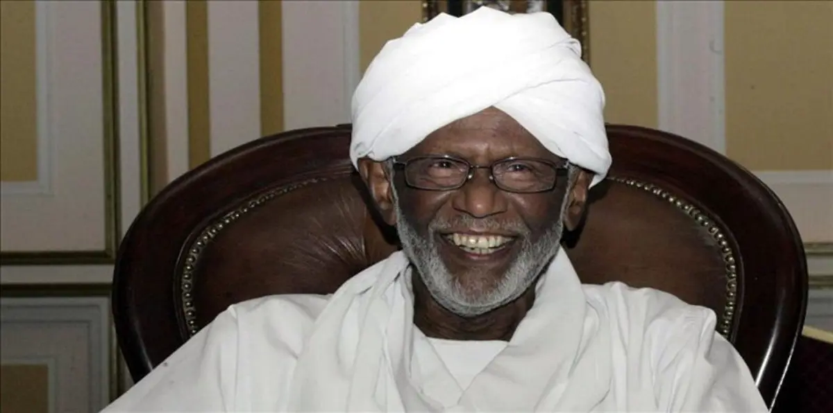 حسن الترابي.. وفاة الصديق القديم والعدو اللدود للبشير