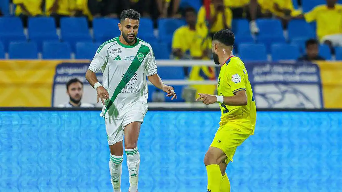 بعد خسارة الإنتركونتننتال.. رياض محرز يقدم وعدا كبيرا لجماهير الأهلي السعودي