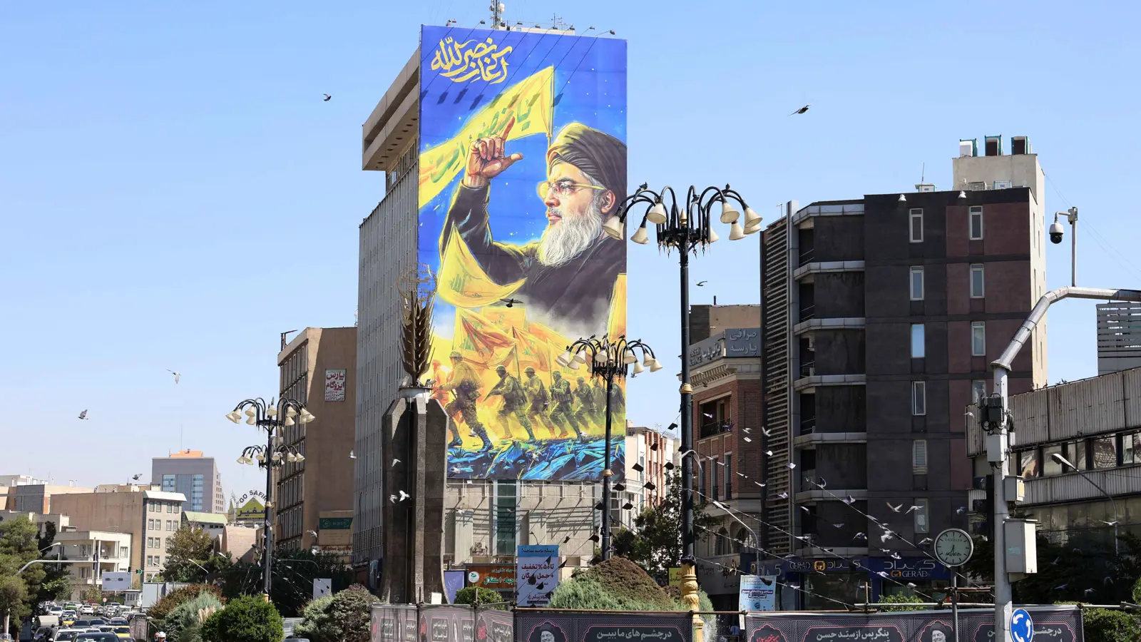 لصعوبة تشييعه.. نصر الله دُفن "مؤقتًا كوديعة" في مكان "سري"