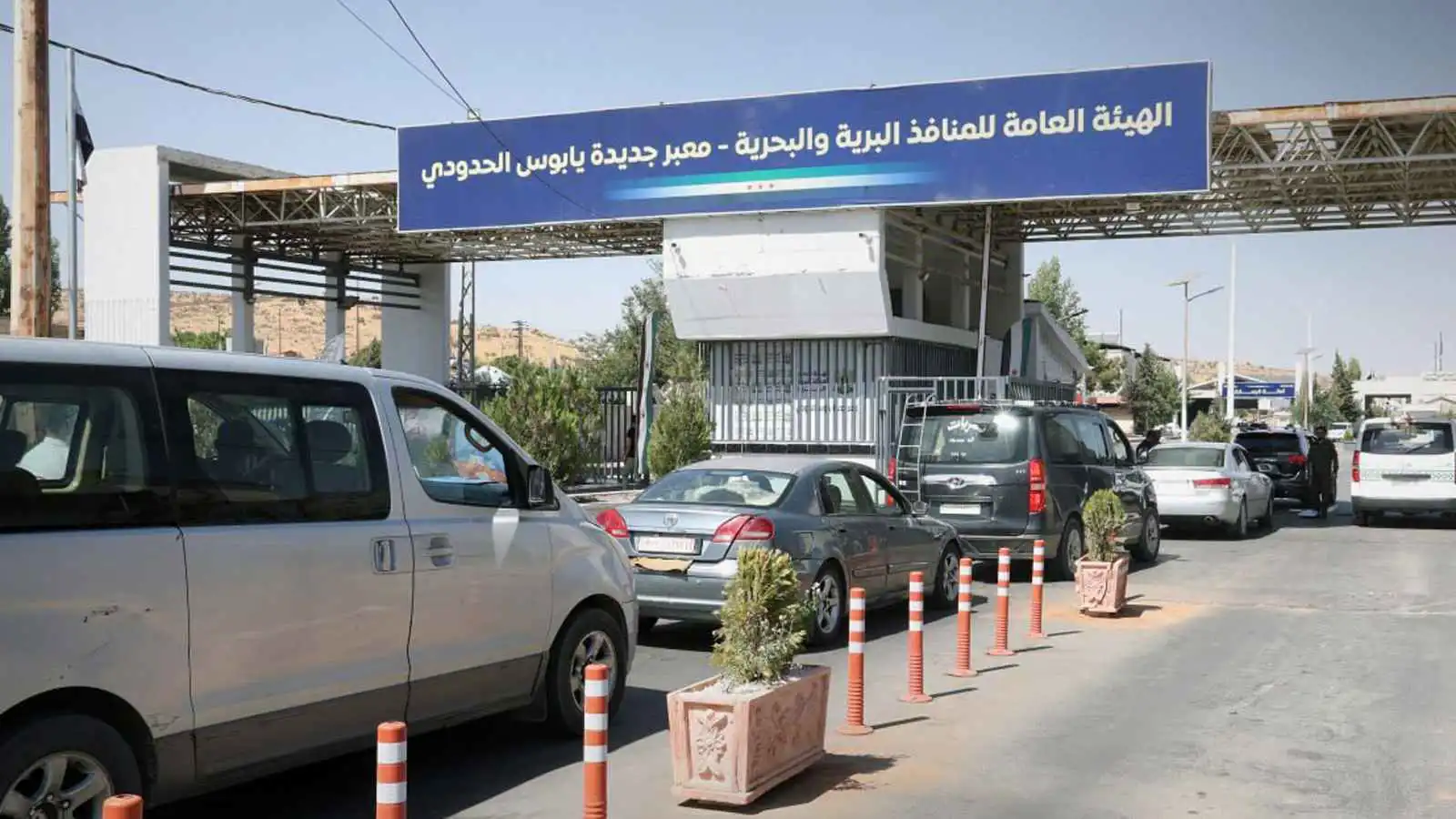 سوريا تنفي استخدام معبرها الحدودي مع لبنان لأغراض عسكرية