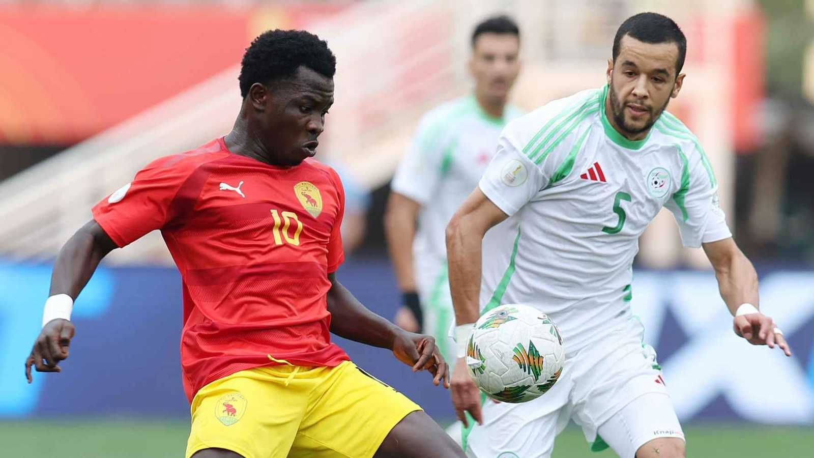 الجزائر تنجو من الخسارة أمام غينيا في كأس أمم أفريقيا للمحليين (فيديو)
