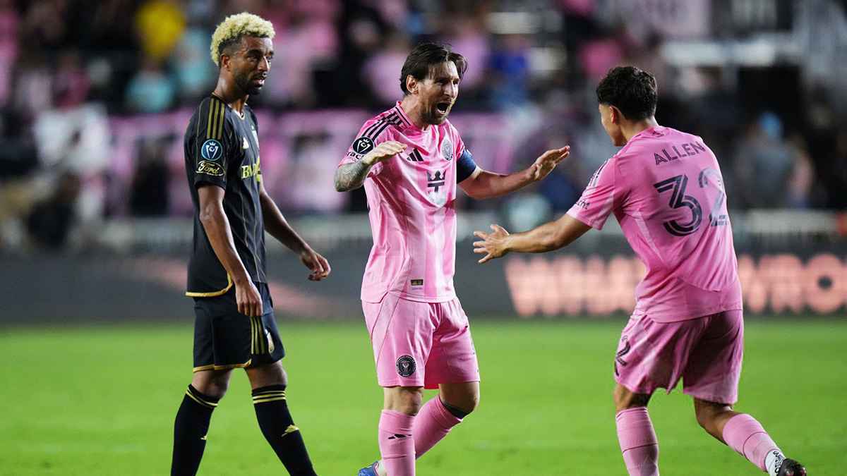 بـ"ريمونتادا" مذهلة.. ميسي يقود إنتر ميامي للتأهل إلى نصف نهائي أبطال الكونكاكاف