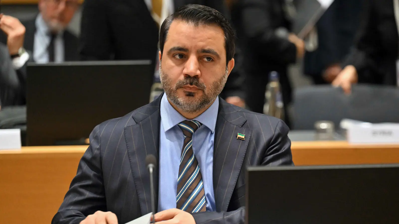 الشيباني يقرر نقل سفيري سوريا في روسيا والسعودية إلى الإدارة المركزية