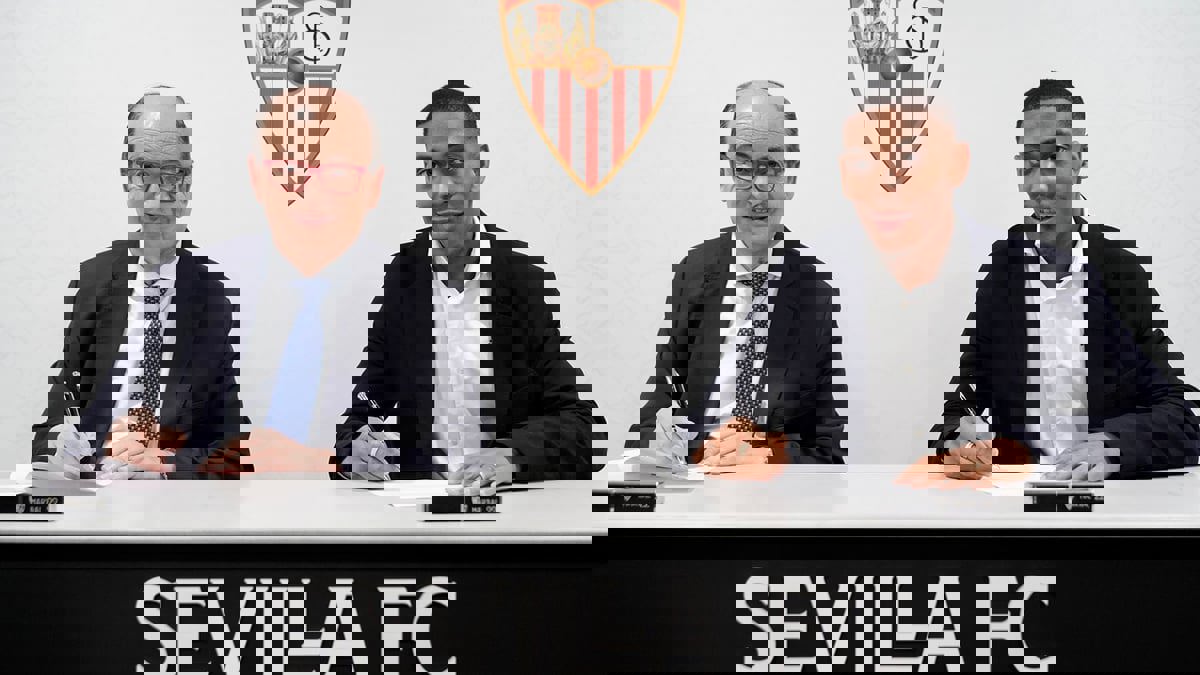 رسميّا: إشبيلية يعلن استعارة أنتوني مارسيال من مانشستر يونايتد