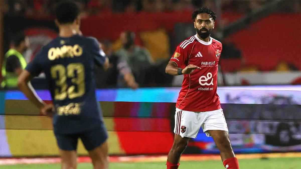 "الشحات و خوان ألفينا طولهما واحد".. قناة الأهلي تفسّر "الإشارة المثيرة" (فيديو)