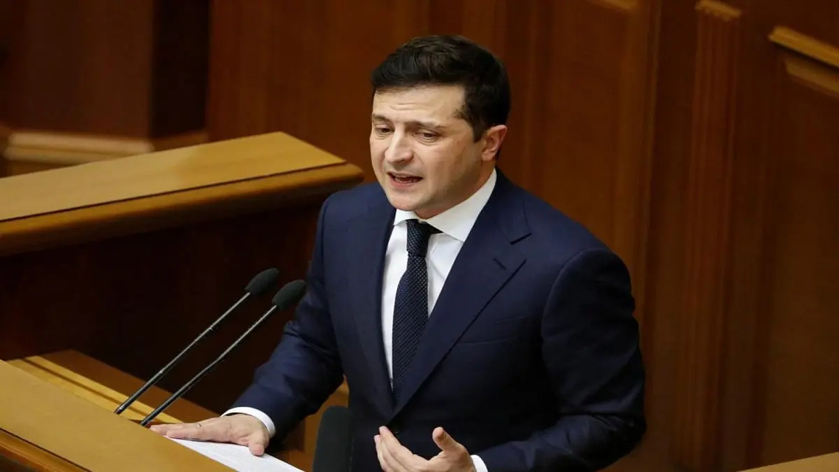 أوكرانيا تحظر 3 محطات تلفزيونية موالية لروسيا