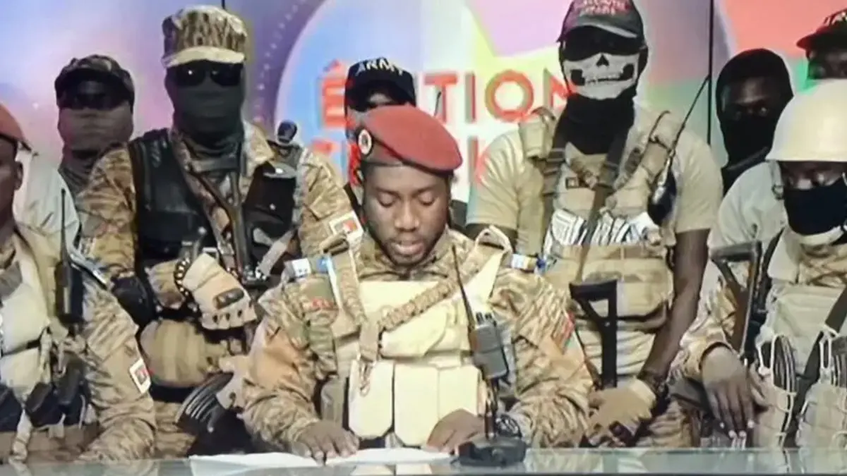 القائد العسكري في بوركينا فاسو: الوضع تحت السيطرة