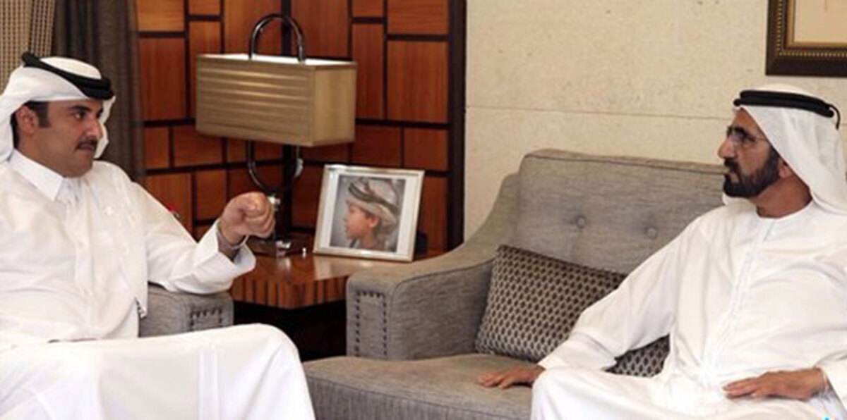 محمد بن راشد يستقبل أمير قطر