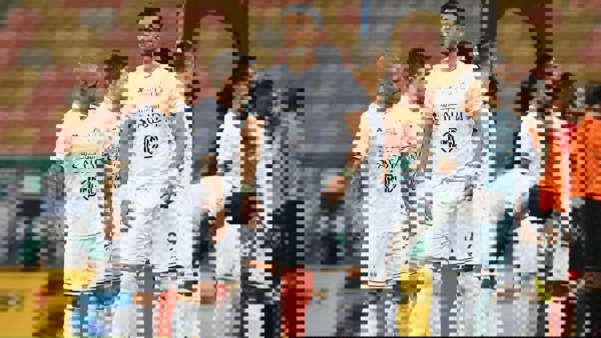 الاتحاد ينفي تفاوضه مع عمر السومة مهاجم النادي الأهلي