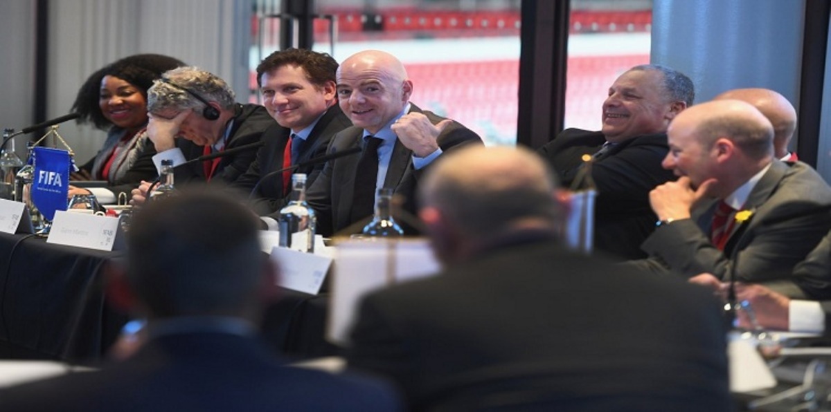 مجلس "إيفاب" يقر تعديلات جديدة لتطوير كرة القدم