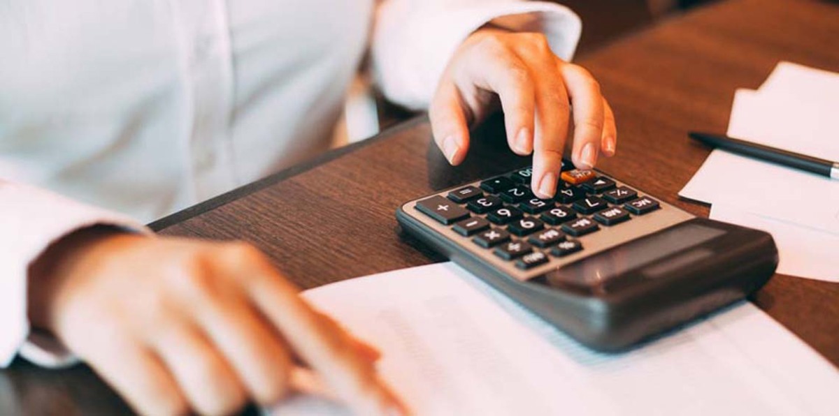 عُمان تتوقع تطبيق ضريبة القيمة المضافة في الربع الأخير من 2019