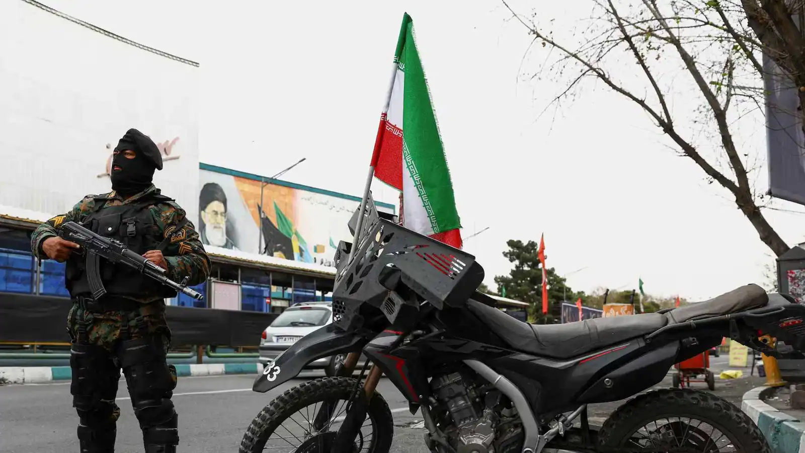 إيران تعلن تفكيك خليتين تعملان لصالح إسرائيل