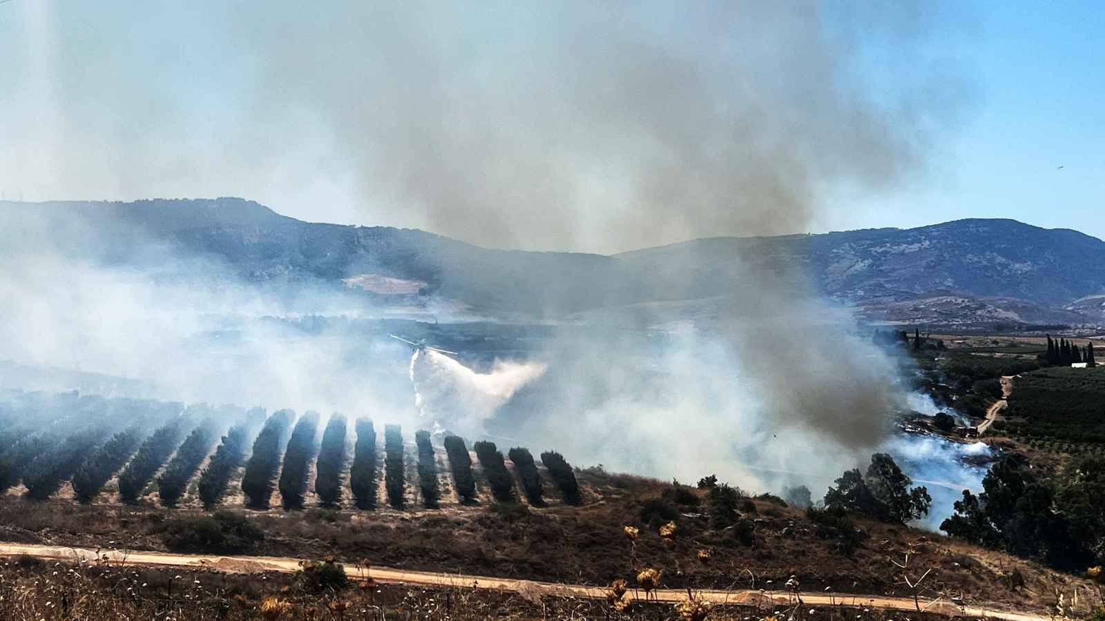 خلال يوم.. "حزب الله" يقصف 10 مواقع عسكرية إسرائيلية