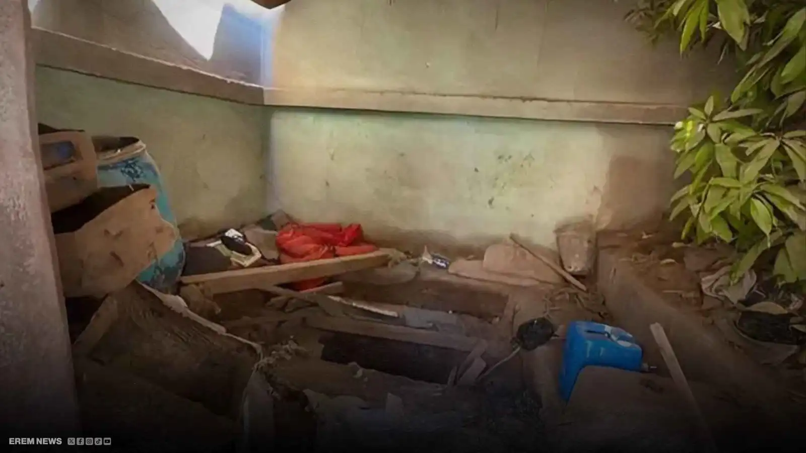 حفرة غامضة تكشف لغزاً داخل مكتب حكومي في مصر (فيديو إرم)