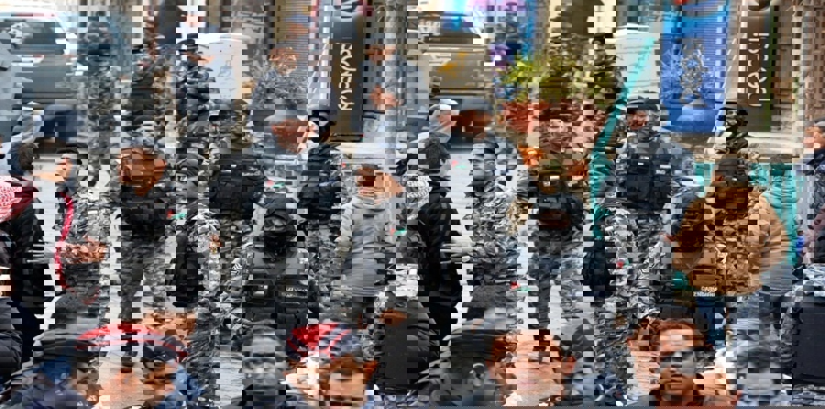 وزير الداخلية الأردني يرفض الكشف عن جنسية منفذي هجوم الكرك