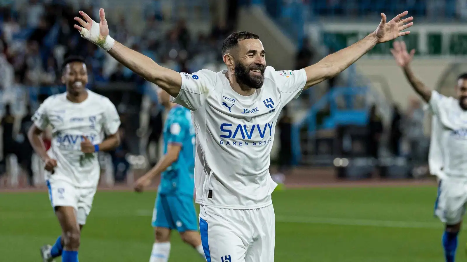 ترتيب هدافي الدوري السعودي بعد هاتريك بنزيما وهدف توني ضد الحزم (فيديو)