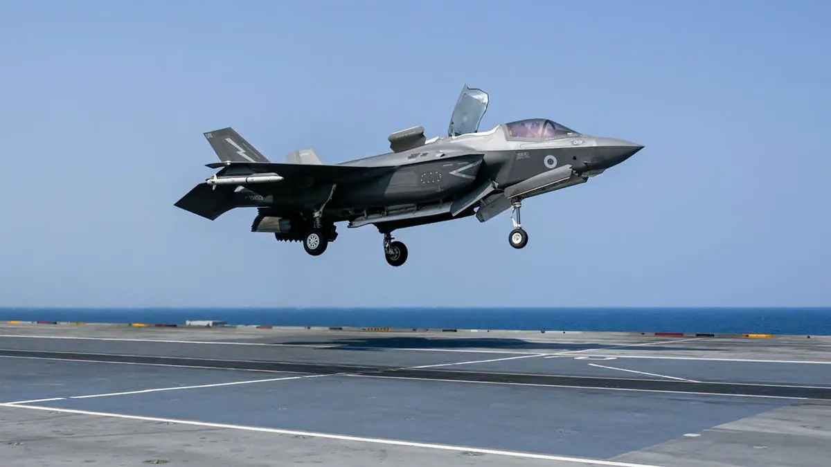 البنتاغون يتوقف عن قبول طائرات إف-35 للتحقق من المحتوى الصيني