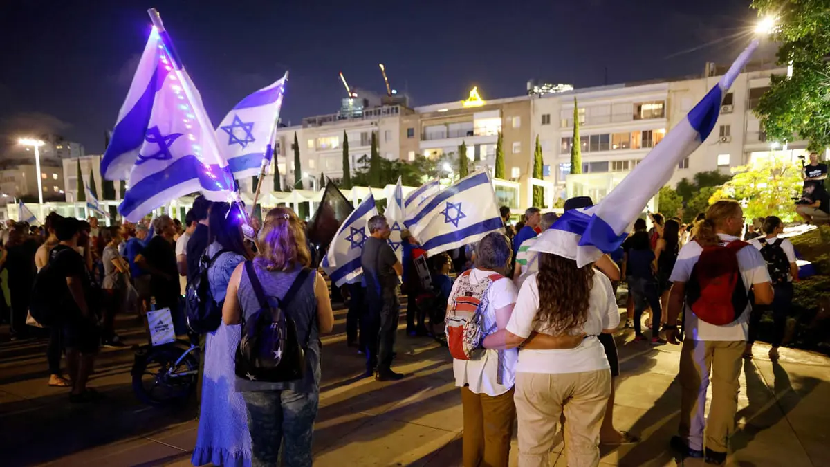 إسرائيل توقف "مسيرة الأعلام" لليمين المتطرف في القدس وسط تصاعد التوتر