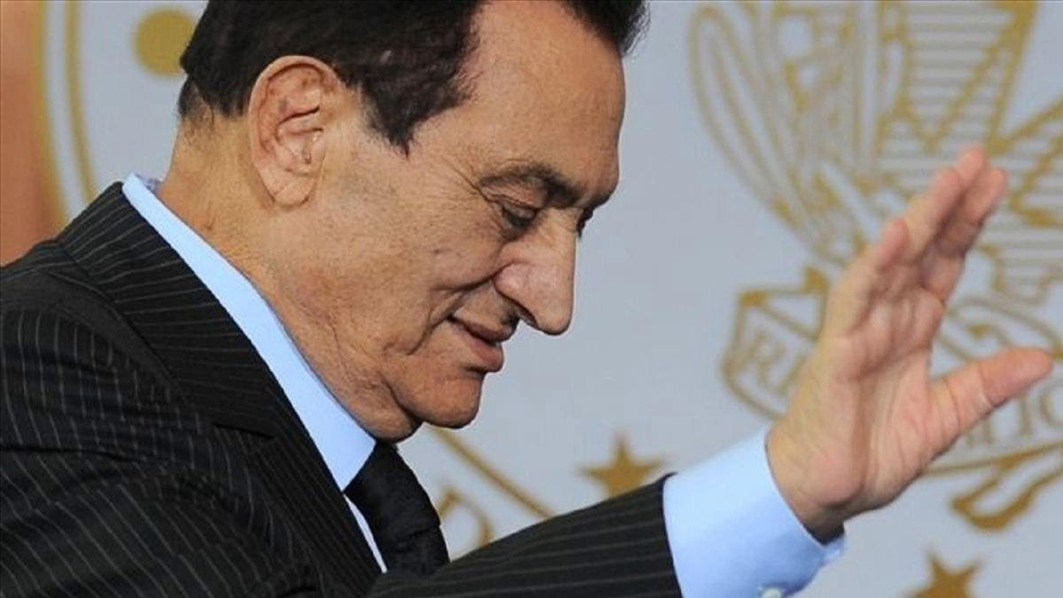 أبرز المحطات في حياة الرئيس المصري الراحل محمد حسني مبارك