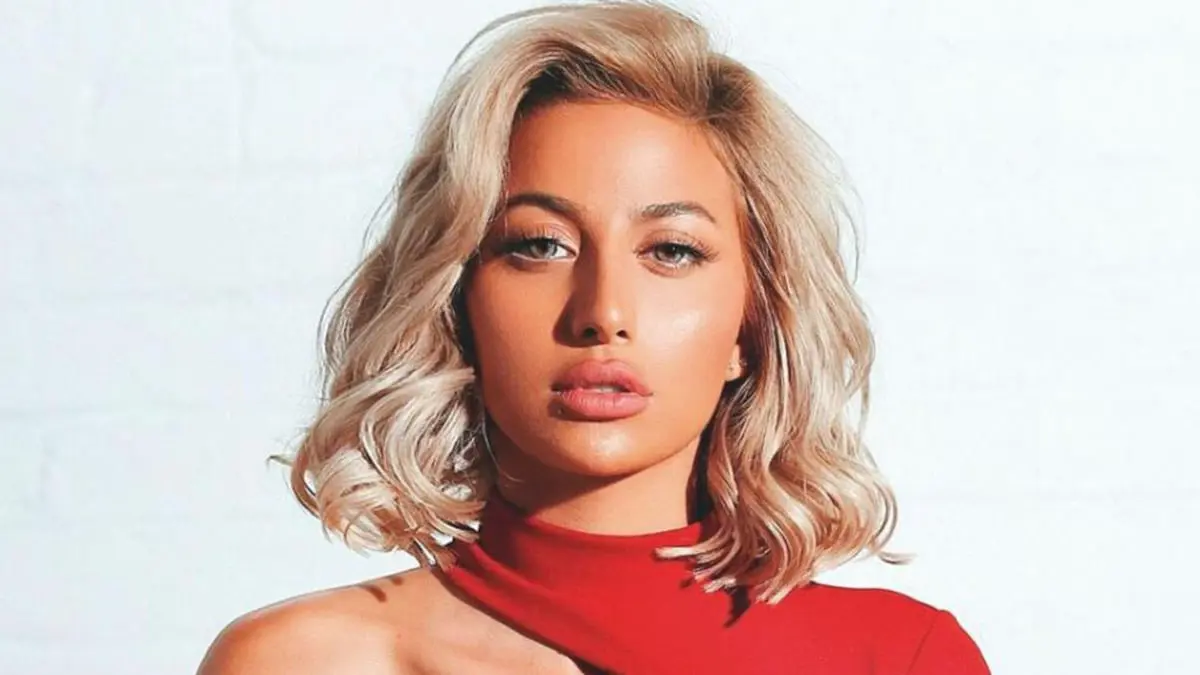 مودل روز ترفع قضية جديدة على زوجها