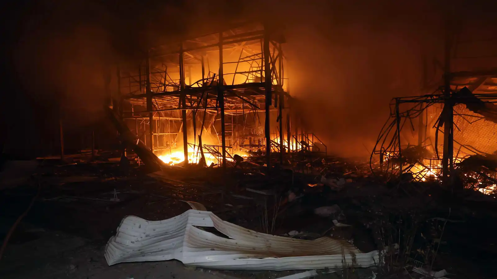 هجوم أوكراني يقطع الكهرباء عن الآلاف في بيلغورود الروسية (فيديو)