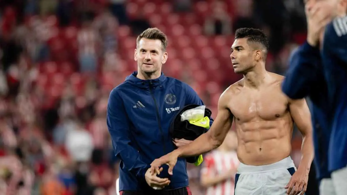 تحول جسدي وعضلات منتفخة.. سر التألق المذهل لكاسيميرو مع أموريم (صور)