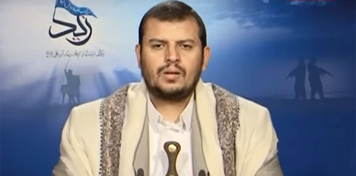 الحوثي "يتسوّل" حلًا سياسيًا في الرياض