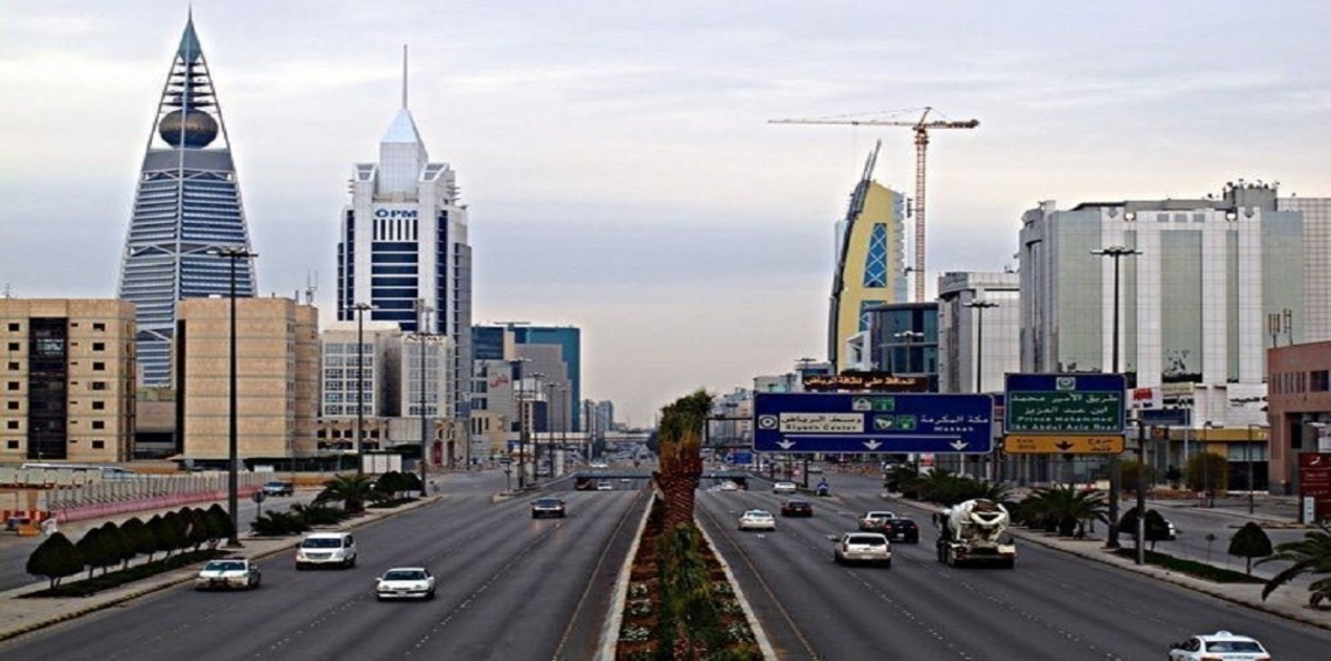 مطالبات بتحويل شارع المتنبي في الرياض إلى تجمع لبيع الكتب المستعملة