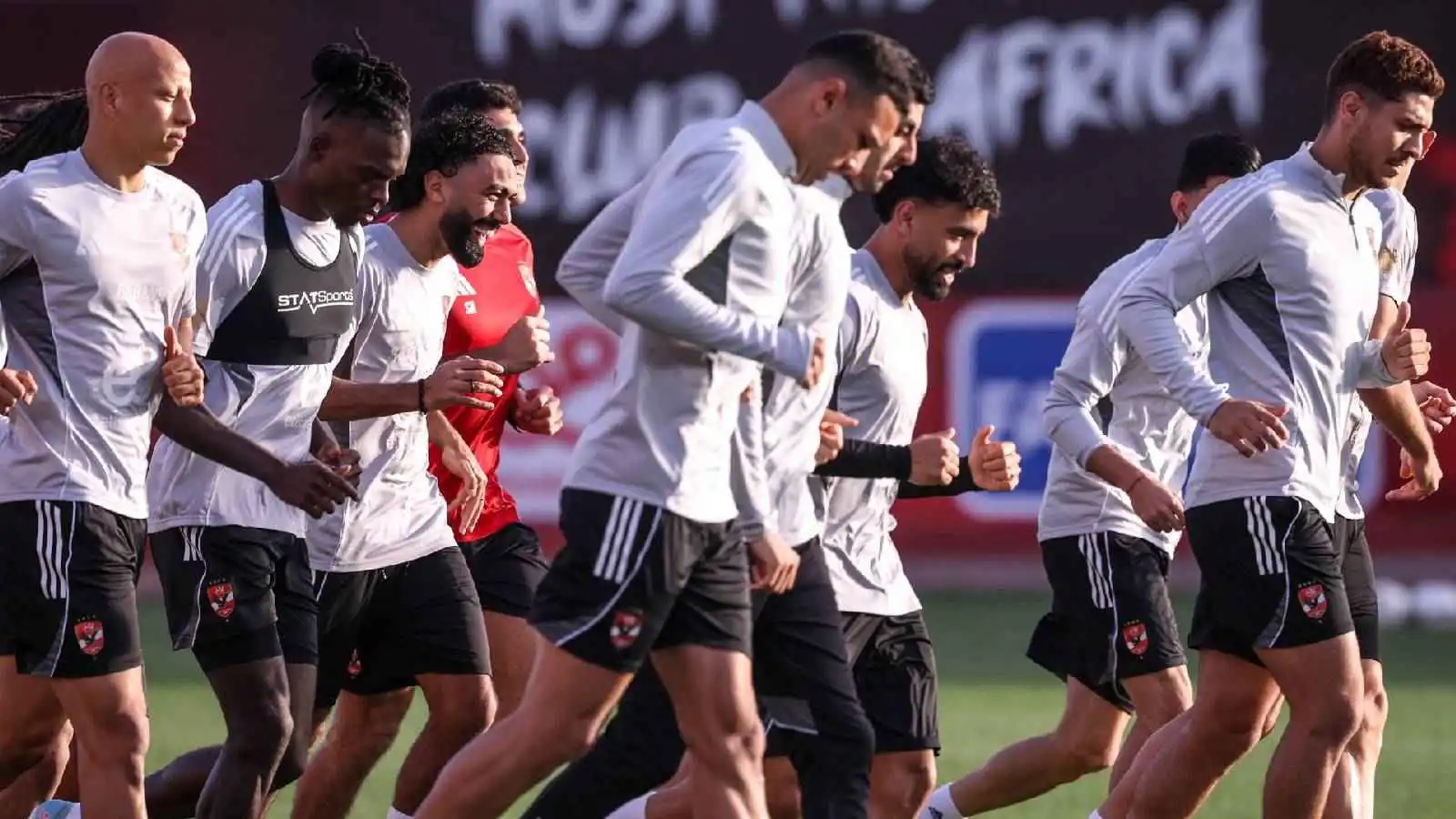 فرصة ذهبية.. 4 نجوم في الأهلي المصري ينتظرون هدية الإسماعيلي