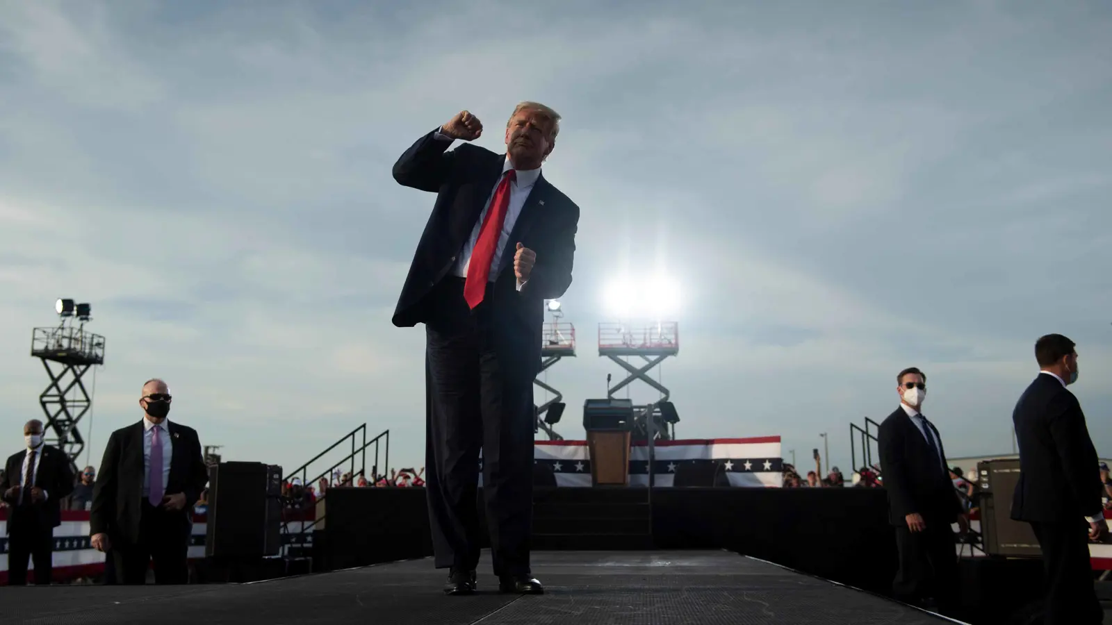 ترامب سينفق مبلغا ضخما لبناء "قاعة رقص" في البيت الأبيض