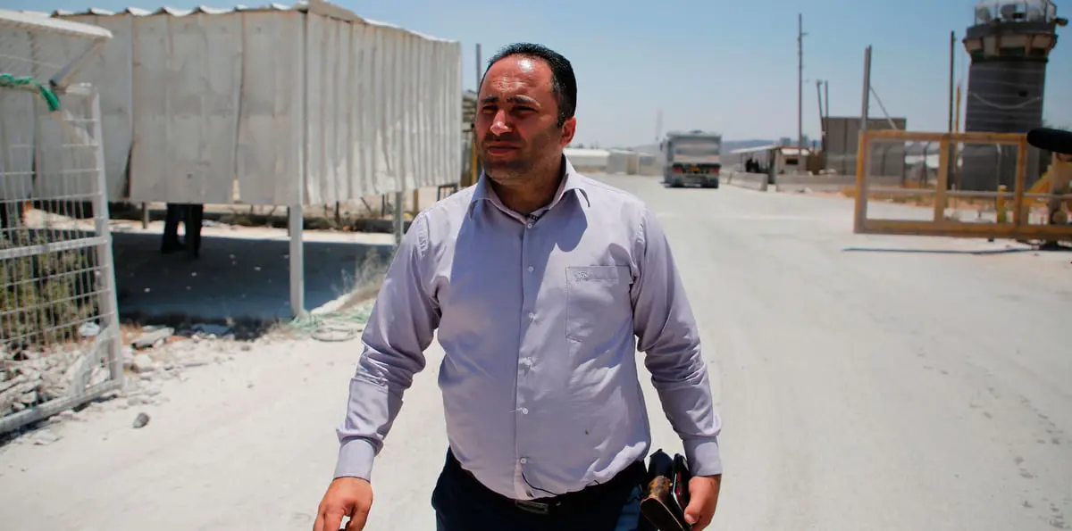 محكمة فلسطينية تفرج عن ناشط فلسطيني معروف متهم بإطالة اللسان‎