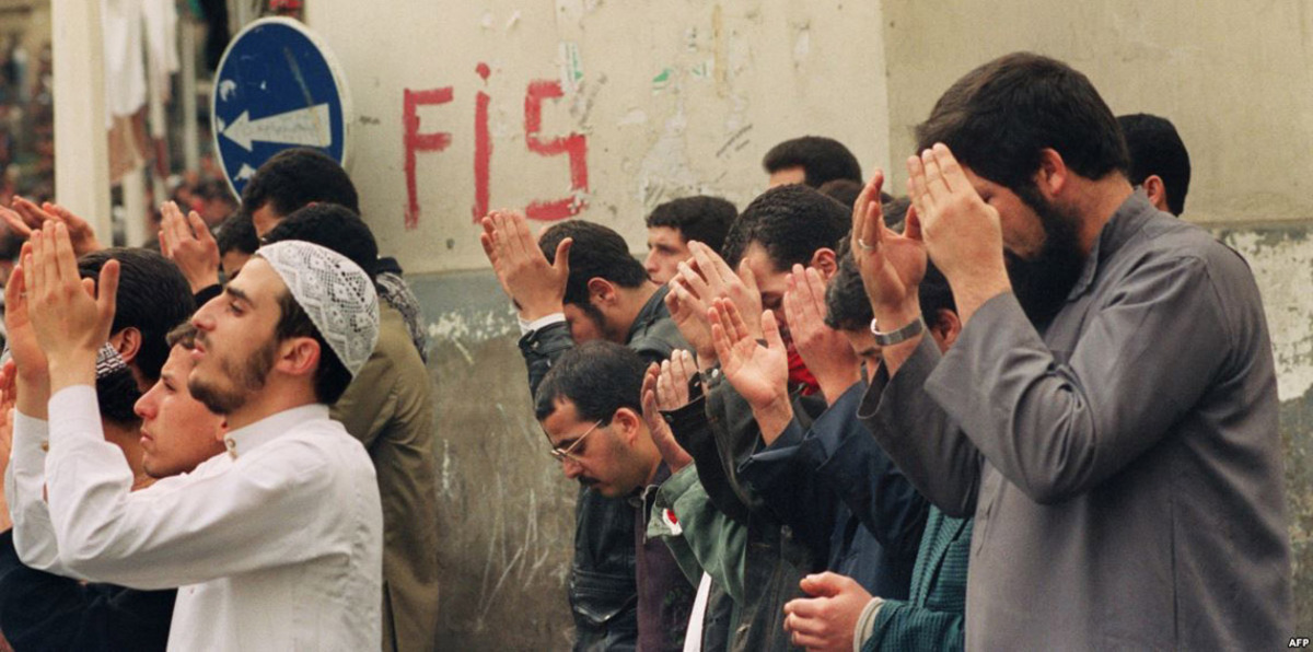 بعد فتوى "أهل الأهواء".. تحذيرات من فتنة جديدة تنهش المسلمين