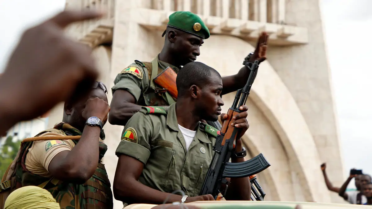 مالي تسلم سفارة نواكشوط موريتانيين يشتبه بانتمائهما لجماعات مسلحة