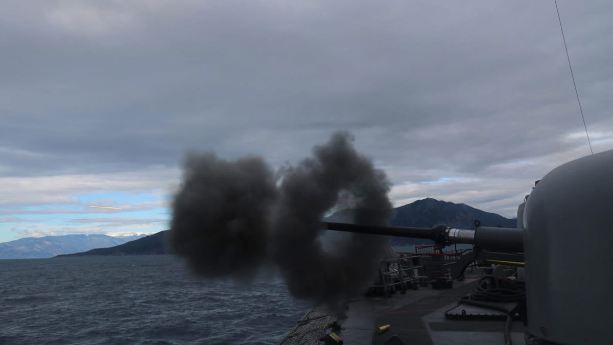 تركيا تواصل "استفزازاتها".. تدريبات عسكرية بالذخيرة الحية في المتوسط (صور)