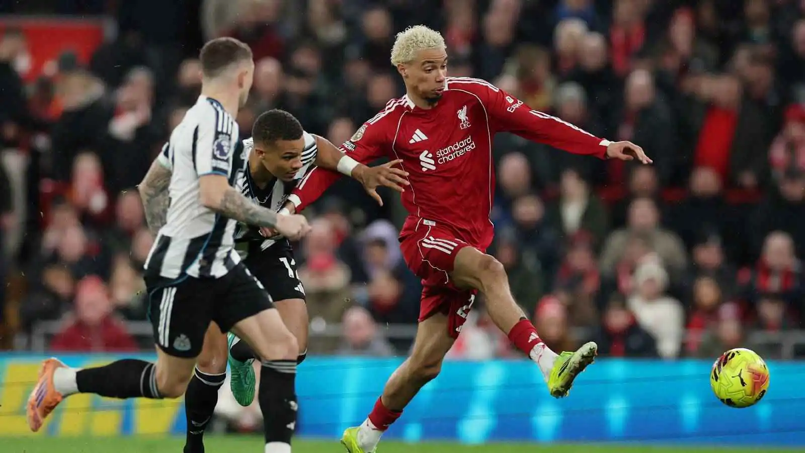 ترتيب هدافي الدوري الإنجليزي بعد ثنائية إيكتيكي أمام نيوكاسل