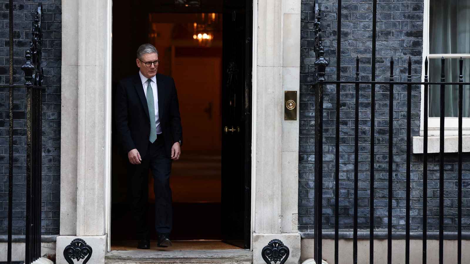 "الغارديان":  ولاية ترامب الثانية ألغت 8 عقود من الشراكة مع "الناتو"