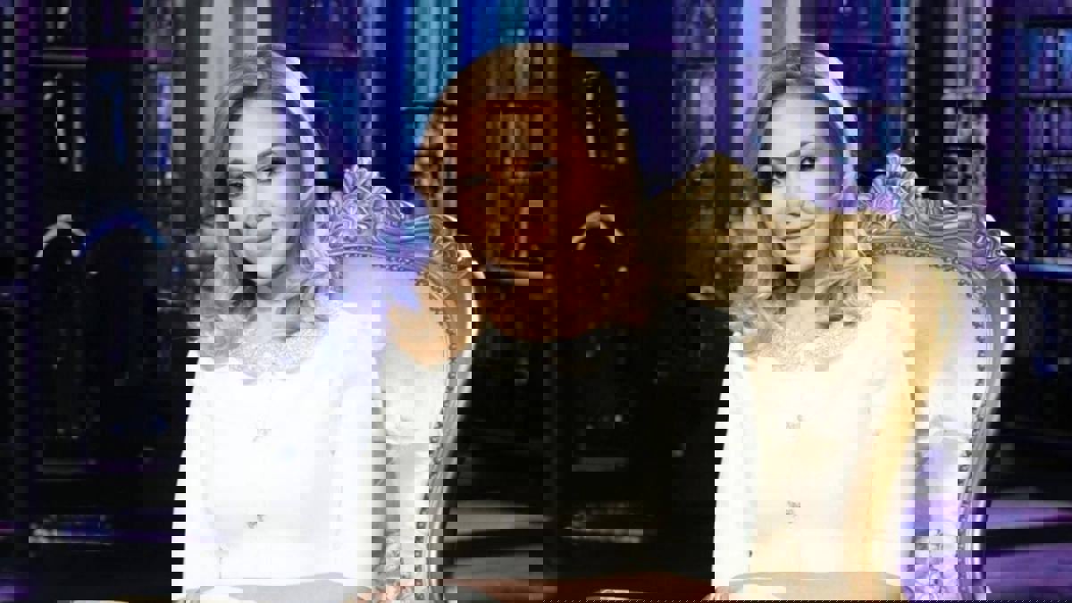 نادين تحسين بيك وإياد عيسى.. من تمثيل دور الحب إلى الخطوبة 